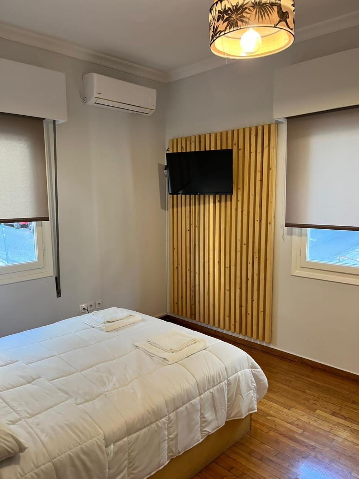 Exarcheia Urban Studio Apartment เอเธนส์ ภายนอก รูปภาพ